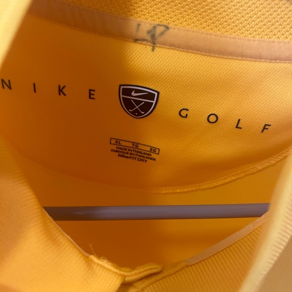 Iowa Hawkeyes Nike Golf Polo - Picture 4 of 4